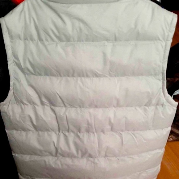 Canada Weathergear Men’s Down Vests - Picture 3 of 8